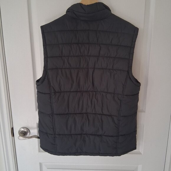 Izod Quilted Puffer Vest Men's Size Medium Grey Full Zipper Pockets - Picture 3 of 6